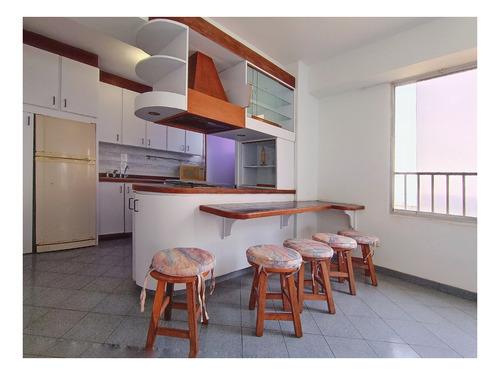 Imagen 6 de 14 de Apartamento En Venta Residencias La Riviera Urb Playa Grande La Guaira