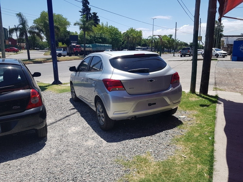 Chevrolet Onix 2021 1.4 Lt 98cv