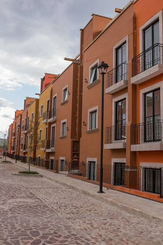 Vive El Lujo En Este Departamento En Venta En San Miguel De Allende