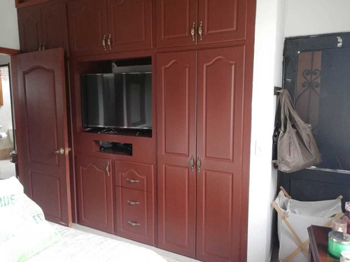Vendo Casa Esquinera En El Poblado