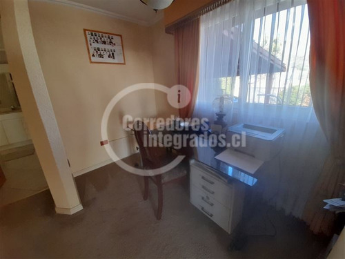 Imagen 22 de 30 de Casa En Venta De 6 Dormitorios En Las Condes