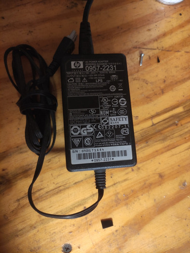 Fuente De Impresora Hp Psc 1510 0957-2231 Punta Gris (Usado)