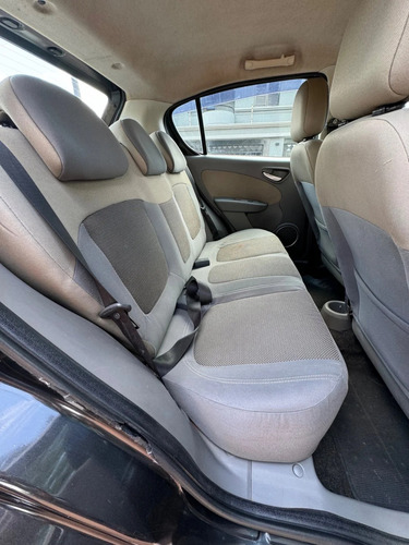 Fiat Palio 1.6 MPI ESSENCE 16V FLEX 4P MANUAL