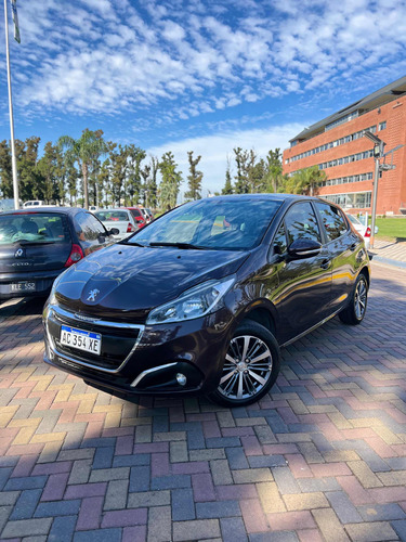 Peugeot 208 1.6 Allure