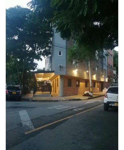 Se Arrienda Local En Laureles