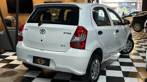 Toyota Etios 1.5 X 6mt My19