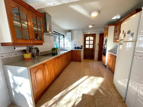 Imagen 8 de 24 de Casa Con Gran Terreno En Sector Campalau