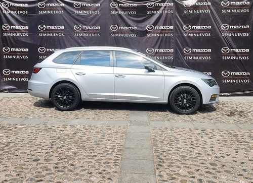 Imagen 7 de 11 de Seat Leon 2019 St Style Ta 1.4t N3491