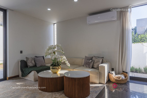 Residencia De Lujo En Venta Puerta Del Bosque Andares