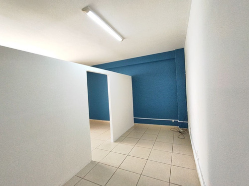 Local Comercial En Venta En Plaza Comercial En Carretera A Tlacote