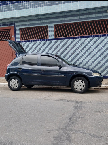 Imagem 2 de 3 de Chevrolet Celta 2006 1.0 Super Flex Power 5p