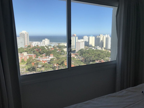 Imagen 17 de 20 de Mansa, Piso Alto Con Excelente Vista, 2 Dormitorios