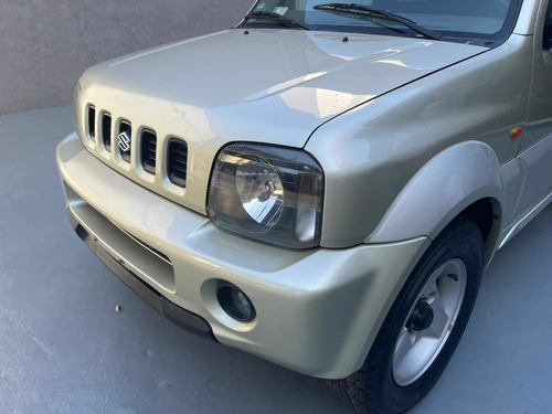 Imagen 13 de 21 de Suzuki Jimny 2000 1.3 Jlx 4x4