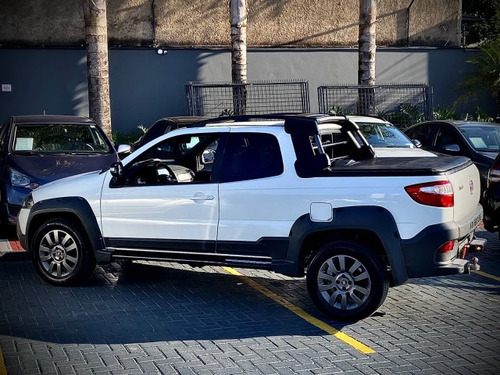 Fiat Strada Strada 1.8 MPI ADVENTURE CD 16V FLEX 3P MANUAL