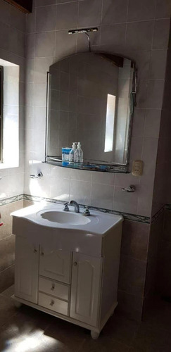 Casa En Venta - 3 Dormitorios 3 Baños - 1.251mts2 - Chivilcoy