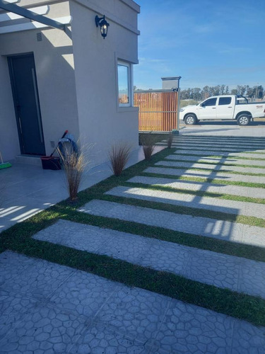 Imagen 30 de 30 de Venta De Casa A Estrenar En B° Los Álamos A Metros Del Acceso Oeste, Luján.