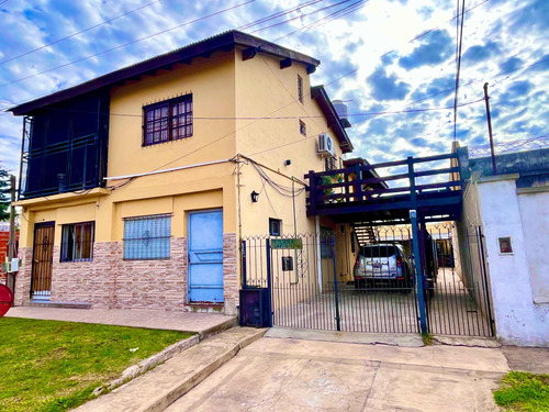 Vendo Casa Grande + 8 Departamentos