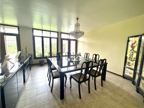 Se Vende Casa 460m2 5h/5b/4p Lomas De La Lagunita 6266