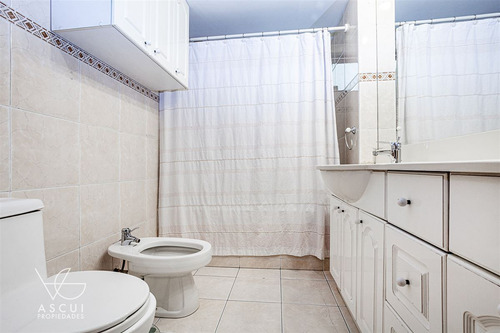 Departamento En Venta De 4 Dorm. En Las Condes
