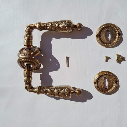 Imagen 7 de 10 de Picaporte Y Manija Pomo En Bronce Macizo Tipo Antiguo