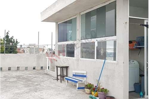 Imagen 16 de 18 de Casa Con Local Comercial En Planta Baja