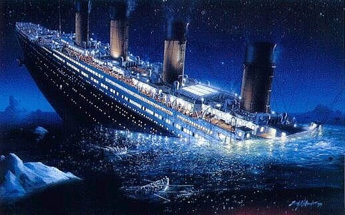Las Armas Del Caos Del Titanic- Figura Plastica