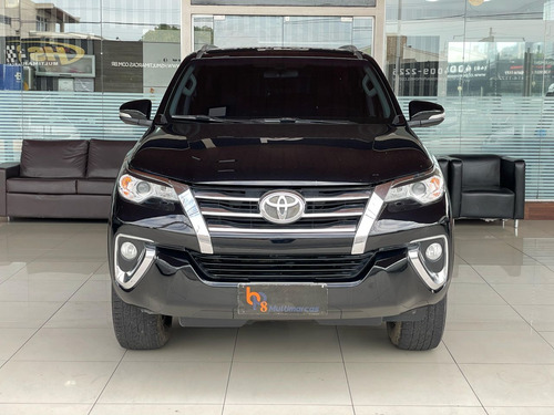 Toyota Hilux SW4 Hilux SW4 SR 4x2 2.7/ 2.7 Flex 16V Aut.