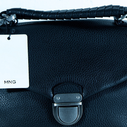 Imagen 2 de 5 de Bolso Yupi Mango