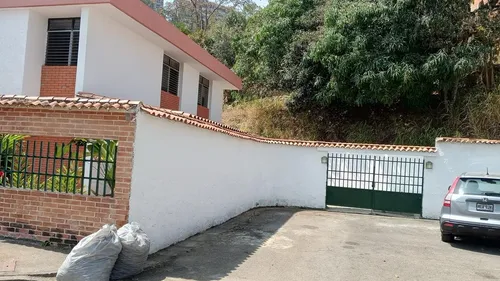 Comoda Casa Lista Para Habitar