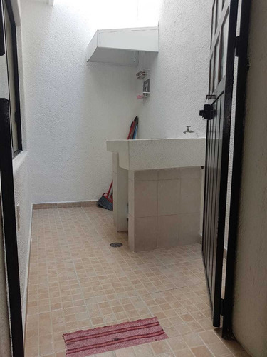 Bonita Casa A 3 Minutos De La Costera!!