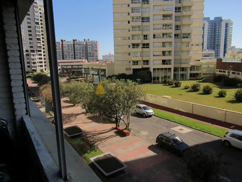 Apartamento 1 Y Medio Dormitorio-ref:3454