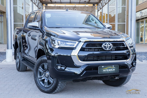 Toyota Hilux Srv