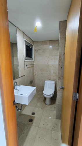 Alquiler / Campo Alegre/ 3 Habitaciones/ 3 Baños / Aquiler $ 2900