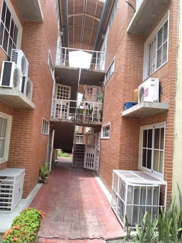 Imagen 2 de 12 de Apartamento En Venta. Alto Grande.