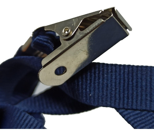 Imagem 4 de 10 de Kit Azul Marinho 100 Porta Cracha Rigido + 100 Cordão