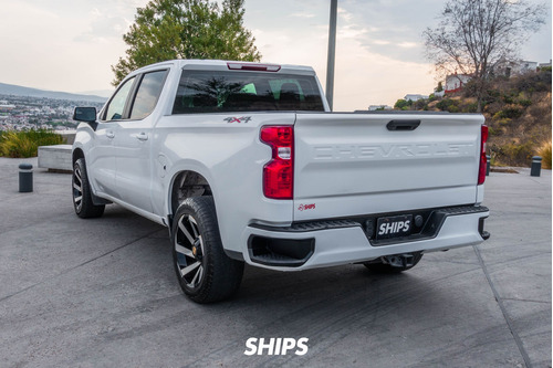 Chevrolet Silverado 4.3 V6 2500 Wt Doble Cabina 4x4 At
