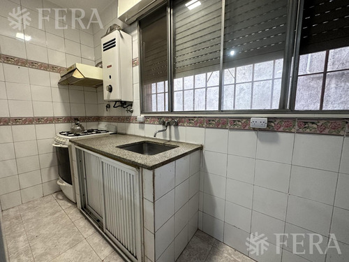 Venta Ph De 2 Ambientes Con Patio En Sarandi