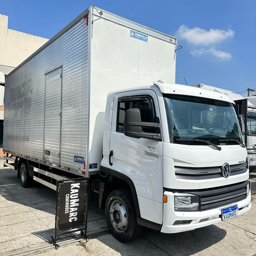 Vw 9-170 Ano 2022 Baú 7m 4x2 Único Dono Financia Até 100%