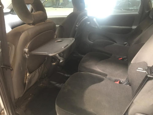 Imagen 10 de 16 de Citroen Xsara Picasso 1.6 Nafta 16 V 2010 5 Ptas Impecable