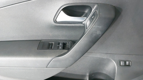 Volkswagen Vento 1.6 STARTLINE AUTO
