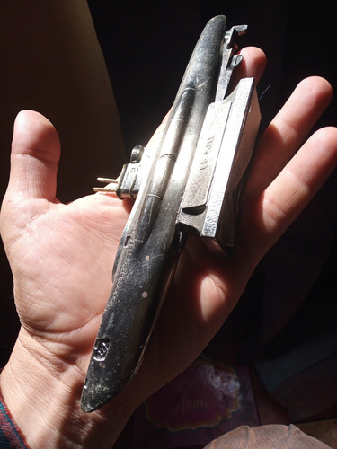 Sin Mecanismo Encendedor Japonés Submarino U581 De Metal