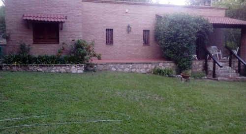 Imagen 1 de 6 de Vendo Casa En Unquillo