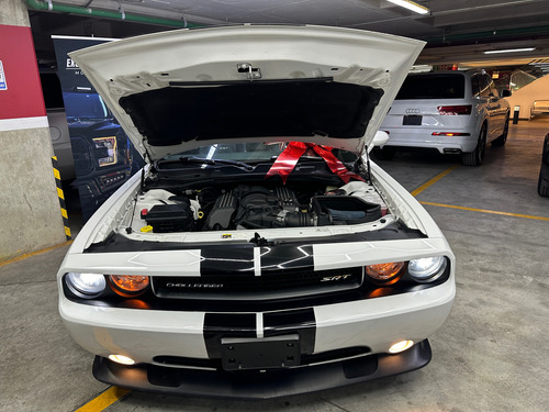 Dodge Challenger 6.4 Srt8 V8 At