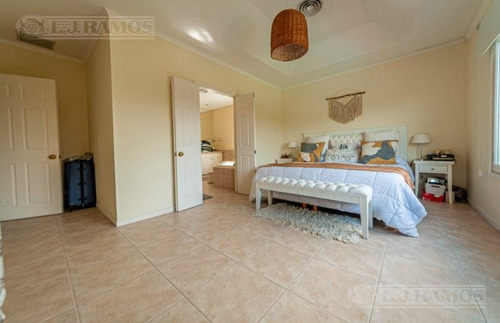 Imagen 25 de 30 de Casa En Alquiler En Barrancas Del Lago -nordelta