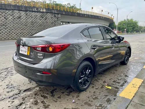 Mazda 3 2.0 Prime