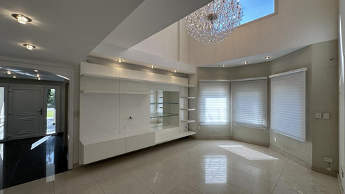 Venta - Casa En Saint Thomas -canning