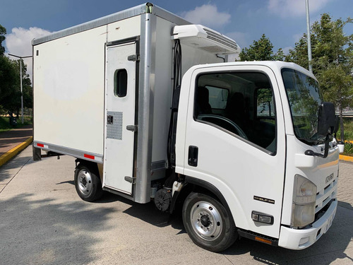 Imagen 5 de 11 de Isuzu Elf-200 2012