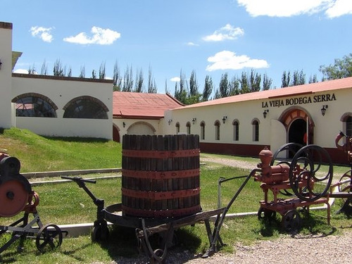 Cabernet Sauvignon Añejo. Serra Pilati De La Vieja Bodega.