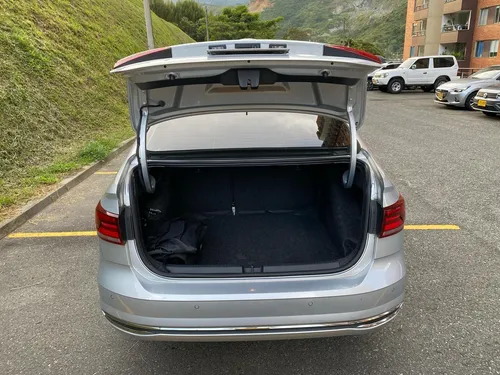 Volkswagen Virtus Virtus Highline Automático Único Dueño