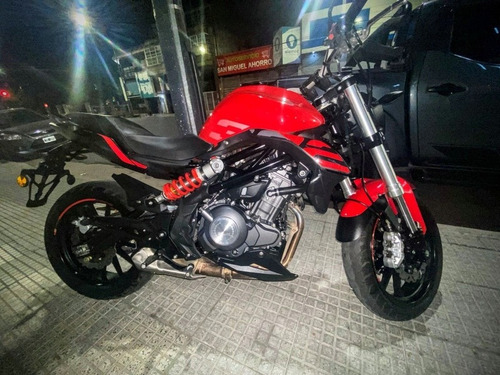 Imagen 1 de 10 de Benelli 302s